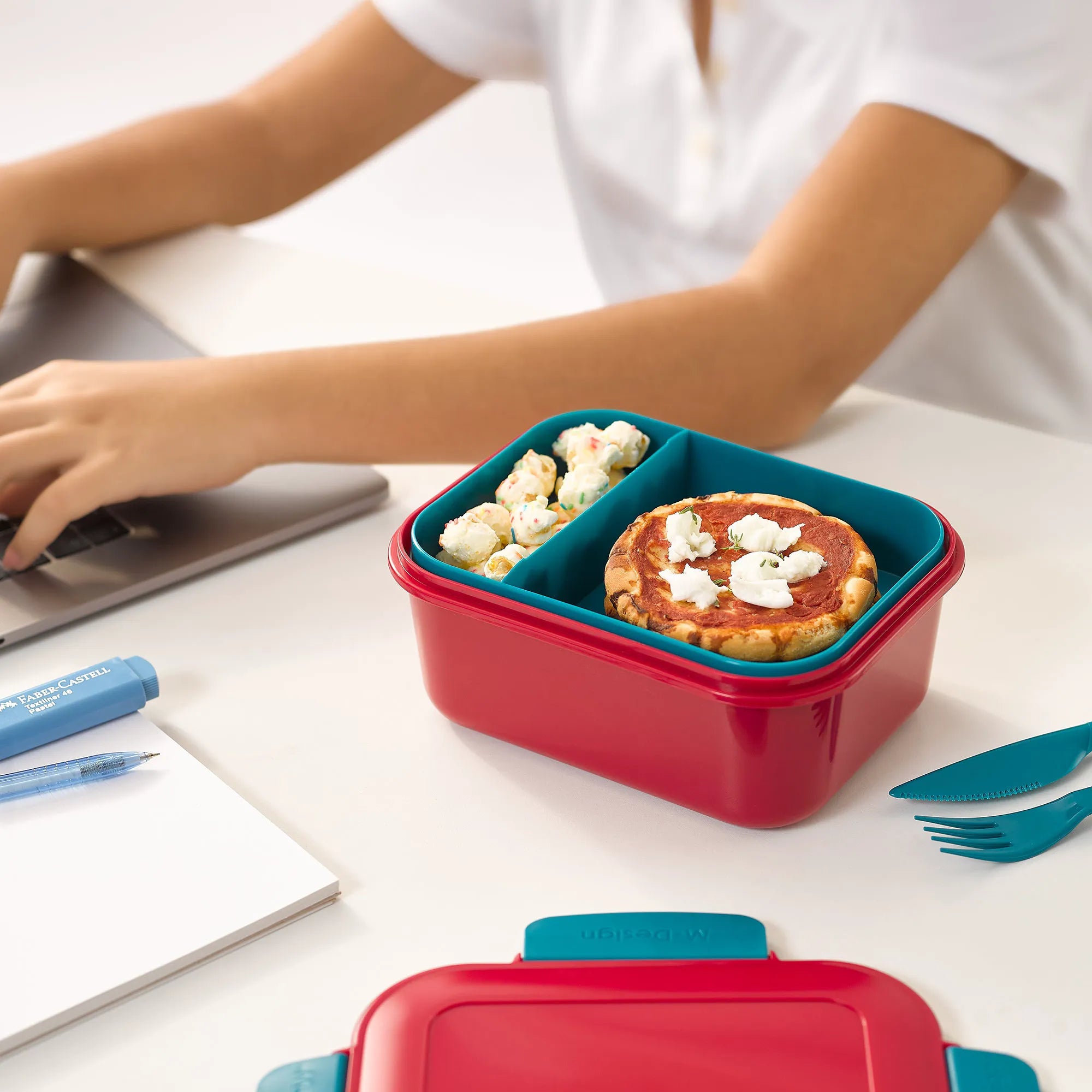 1.6 Lunch Set with Cutlery